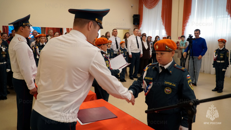 Ряды кадетов МЧС России в Омутинском округе пополнились!