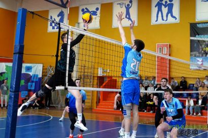 В Усть-Катаве прошёл чемпионат по волейболу