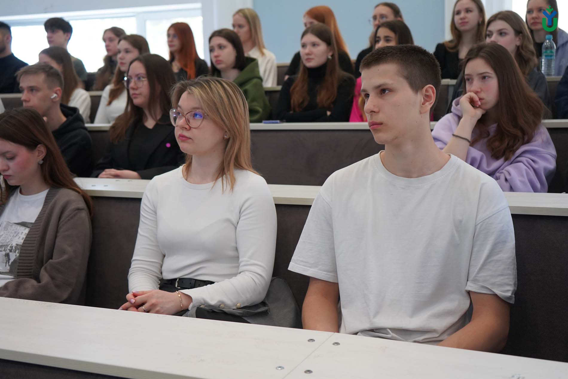 Студентам ЮГУ рассказали о перспективах работы в окружной Службе контроля и Управлении Федерального казначейства по Югре