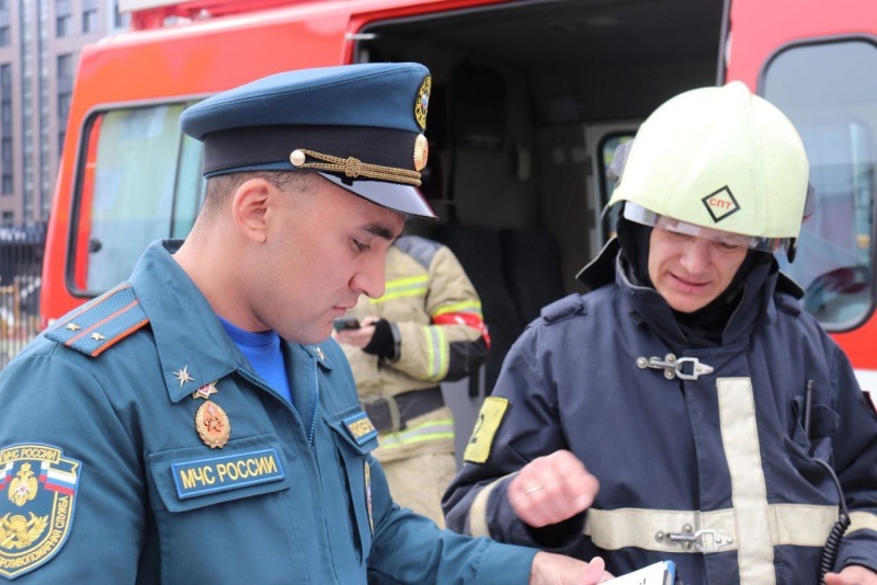 Люди МЧС России