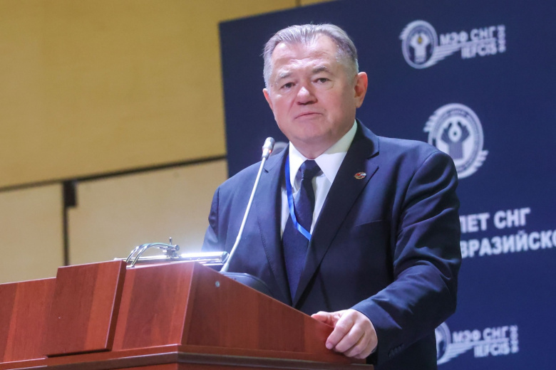 Сергей Глазьев