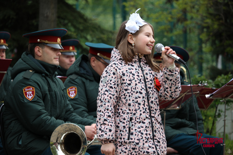 В День Победы росгвардейские военные музыканты дали концерт в Самаре