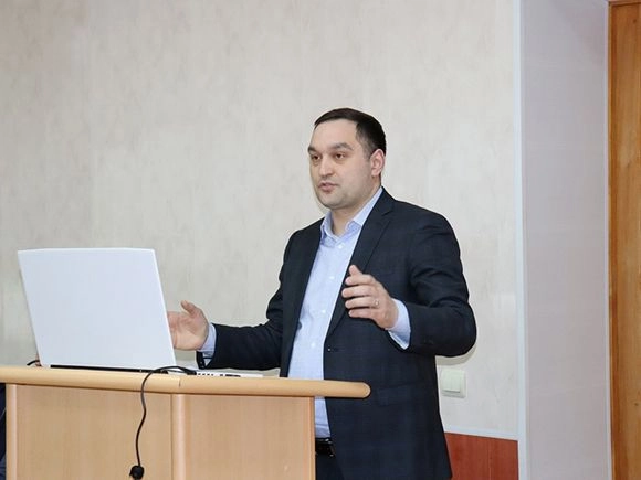 Алексей Комаров.jpg