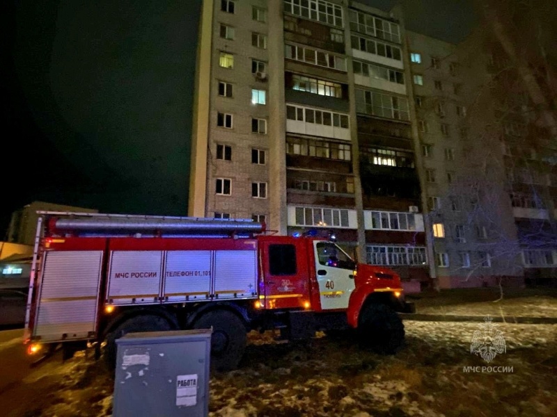 На пожаре в Тюмени спасены 14 человек