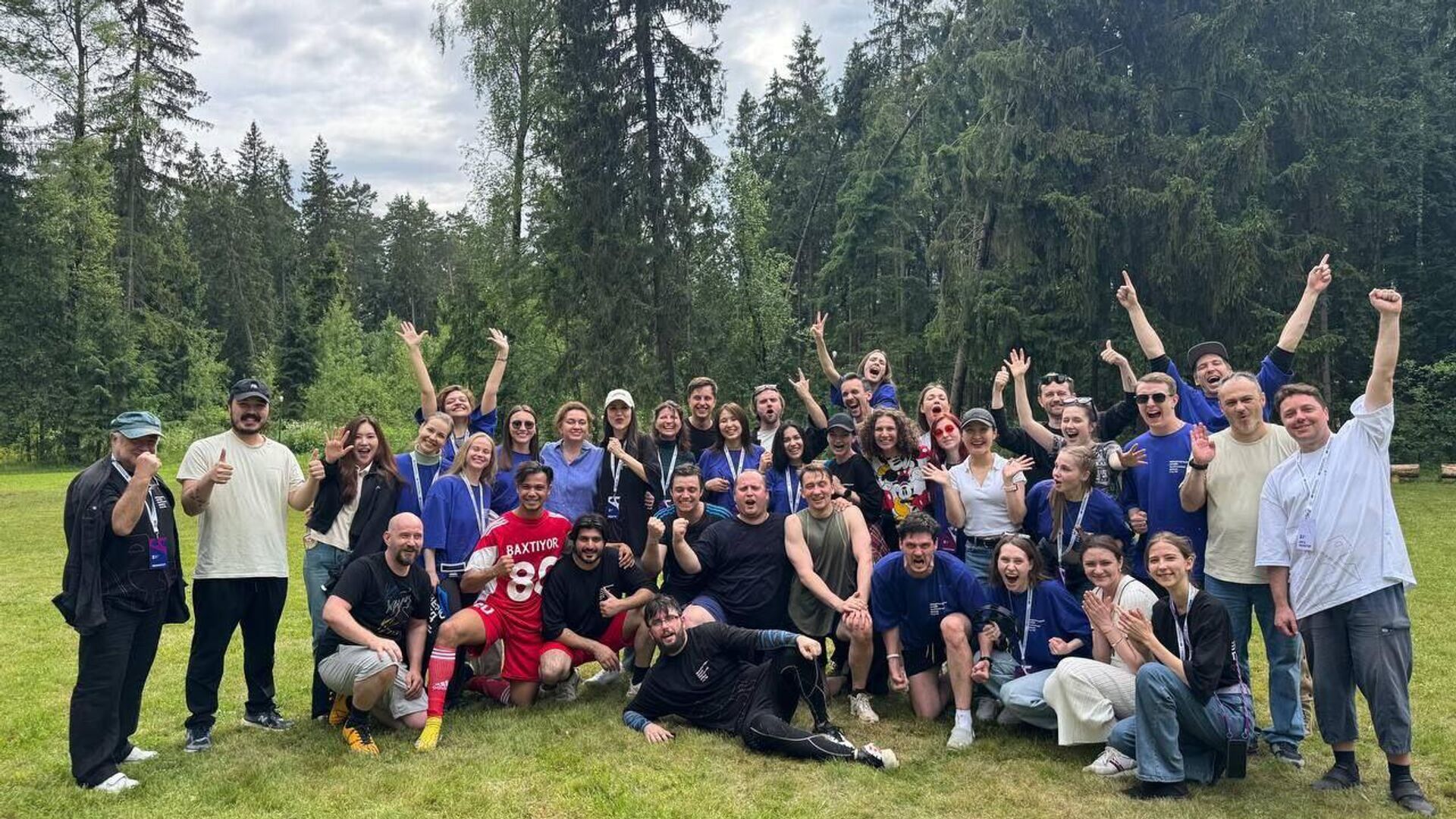 Актеры Азербайджанского государственного академического русского драматического театра Мурад Исмаилов и Диляра Назарова стали участниками Международной летней театральной школы СТД РФ. - Sputnik Азербайджан, 1920, 24.06.2025