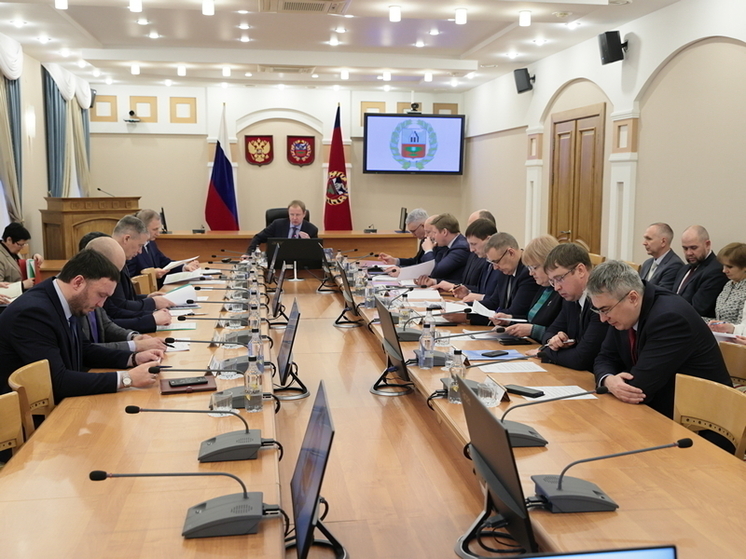 Губернатор Томенко поручил внести поправки в бюджет Алтайского края на 2024 год