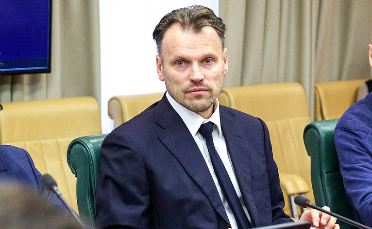 Круглый стол на тему «О совершенствовании моделей рынка, отраслевой и антимонопольной политики в условиях динамично развивающихся рынков телекоммуникаций и информационных технологий»