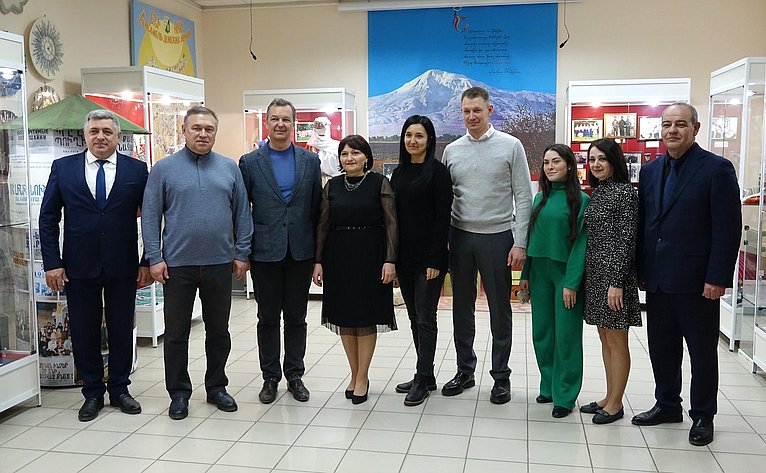 Первый заместитель Председателя СФ Андрей Яцкин и председатель Комитета СФ по аграрно-продовольственной политике и природопользованию Александром Двойных посетили Ростовскую область