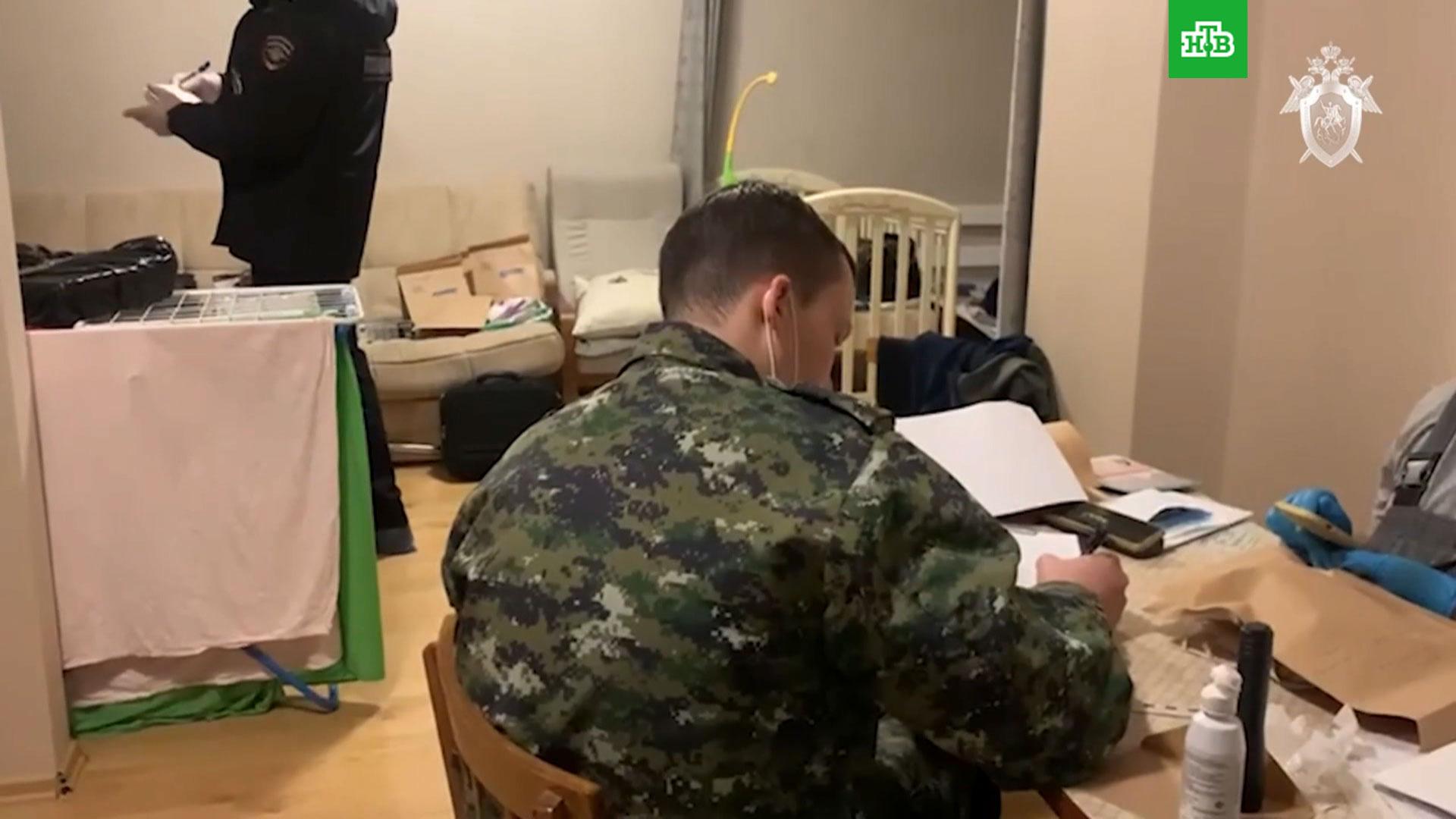 подозреваемые в убийстве. уголовное дело фото. арест фото. преступление. жительница екатеринбурга убила троих своих детей.