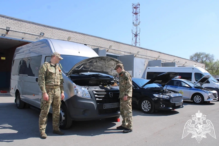 В Липецке Росгвардия завершила перевод техники на летний период эксплуатации
