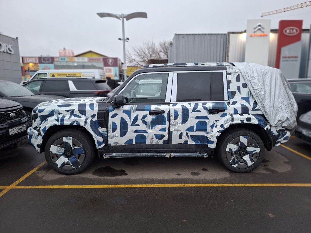 Посмотрел внедорожник iCaur V27 у дилера в Москве: как выглядит «китайский Прадо» вживую. Эксклюзив