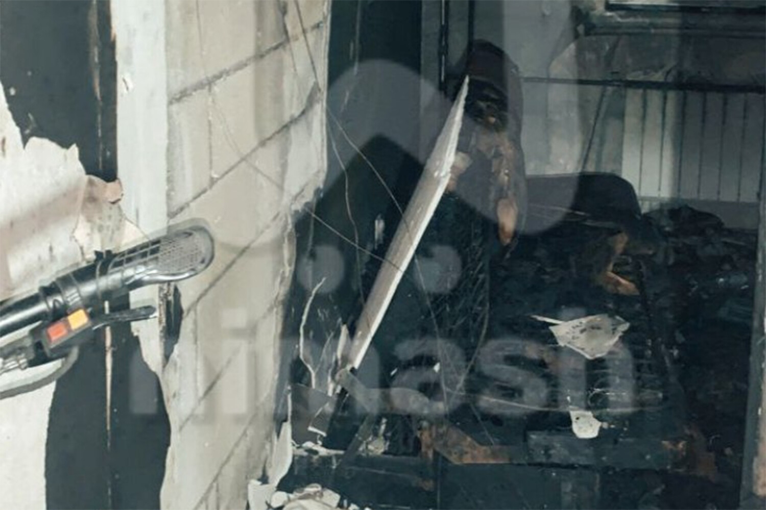 Взорвался аккумулятор самоката. Взорванный электросамокат. Взорванный электросамокат. Взорвался аккумулятор самоката. Взорвался электросамокат.