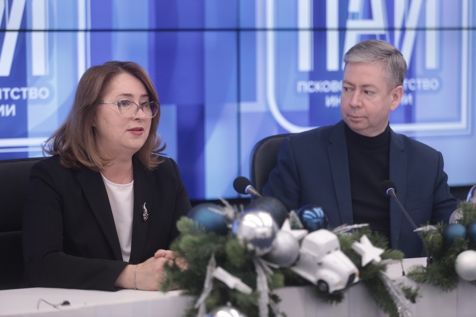 18 педагогов задействуют во втором модуле кадровой программы «Герои земли Псковской»