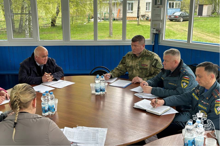 Представители Росгвардии приняли участие в выездном совещании по вопросам организации безопасного отдыха детей в Костроме