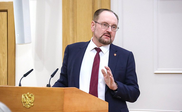 Парламентские слушания Комитета СФ по федеративному устройству, региональной политике, местному самоуправлению и делам Севера «Инновации и современные технологии в строительстве и жилищно-коммунальном хозяйстве»