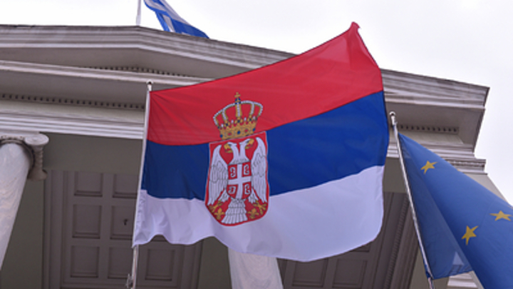 Закрыть рот: В Сербии отправили в отставку министра-русофоба