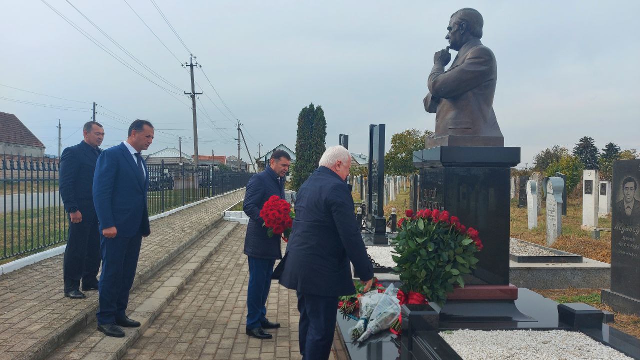 В Баксанском районе почтили память первого Президента КБР В.М. Кокова