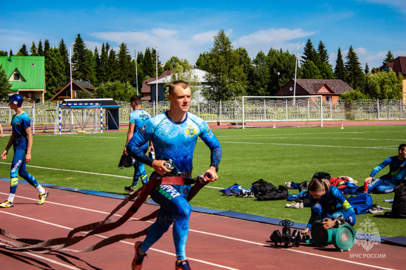 Огонь, вода и стальные нервы: Югорские спортсмены готовятся к Всероссийским стартам