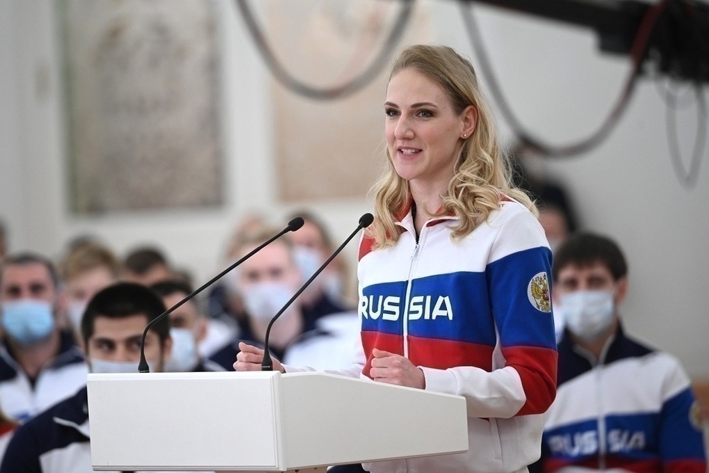 Ромашина ждет возвращение России с флагом и гимном