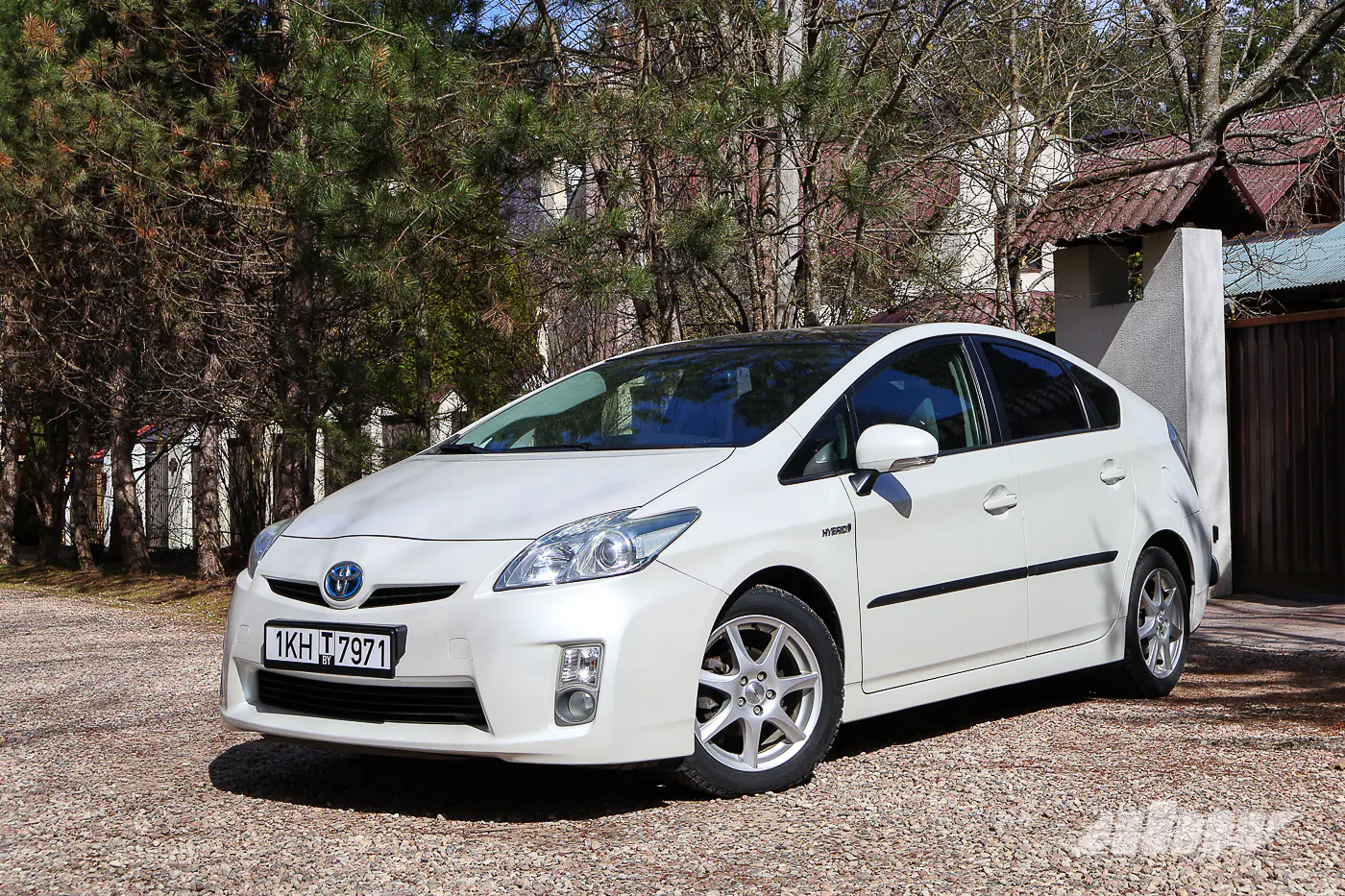 Вайб и экономия: секонд-тест Toyota Prius XW30 с пропановым ГБО