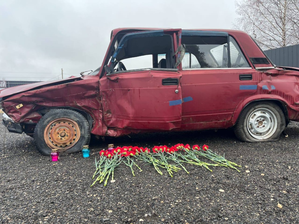 В Ковылкино зажгли свечи в память о погибших в ДТП