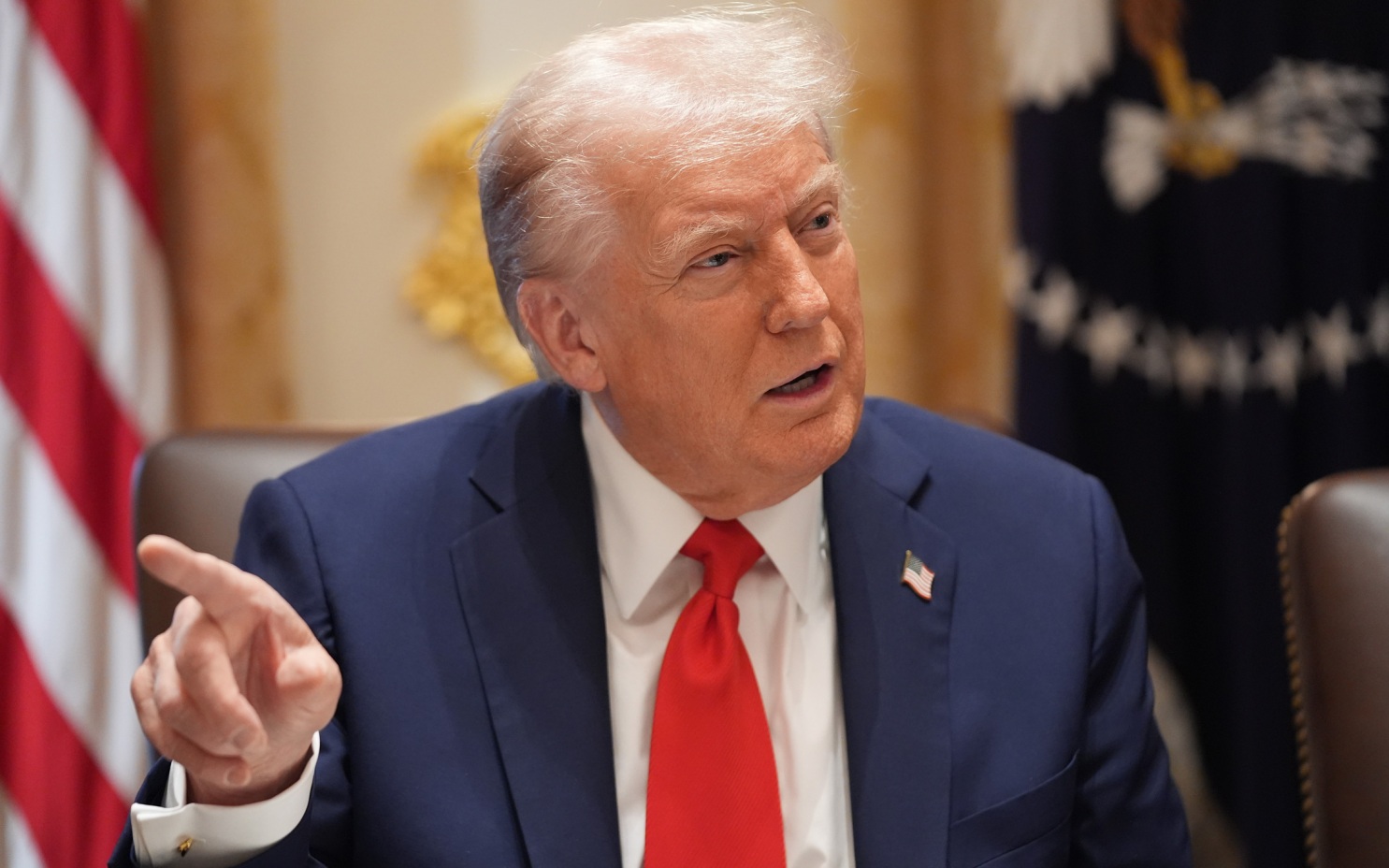 Трамп: Ирану нужно в письменном виде отказаться от разработки ядерного оружия