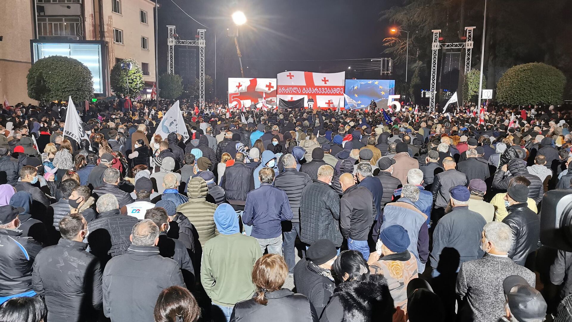 Акция сторонников партии Национальное движение в Зугдиди 27 октября 2021 года - Sputnik Грузия, 1920, 01.12.2025