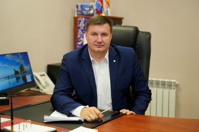 От вывоза ЖБО до новых многоэтажек: глава ответил на вопросы жителей