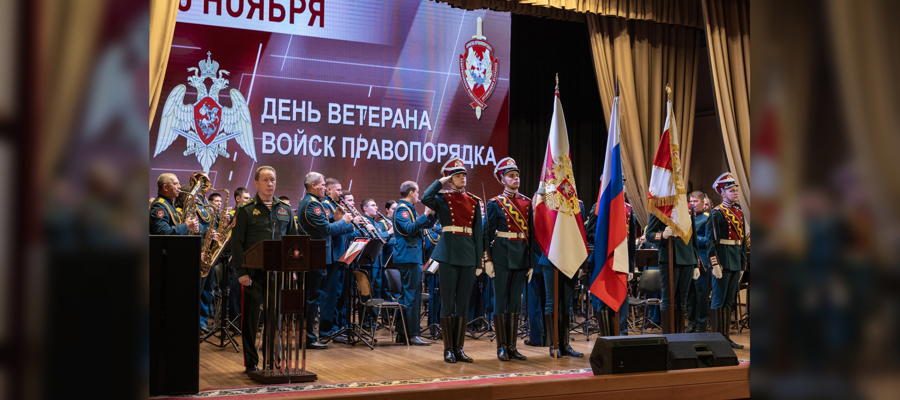 Герой России генерал армии Виктор Золотов вручил государственные и ведомственные награды ветеранам Росгвардии (видео)