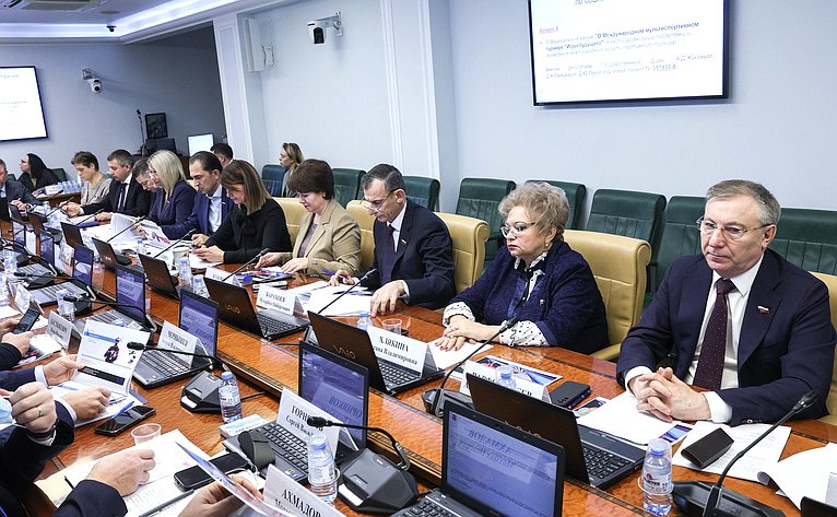 Заседание Комитета Совета Федерации по социальной политике