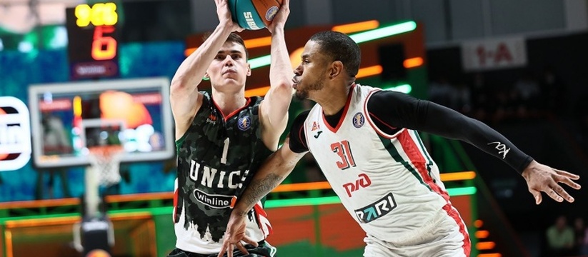 Баскетбольные команды УНИКС и «Локомотив-Кубань» встретились 11 мая в Краснодаре в рамках третьего матча полуфинальной серии Единой лиги. 