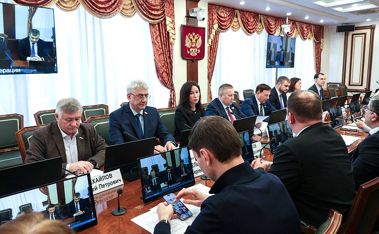 Заседание рабочей группы по внесению в Правительство РФ предложений по проекту федерального закона о едином преференциальном режиме Дальнего Востока и Арктики