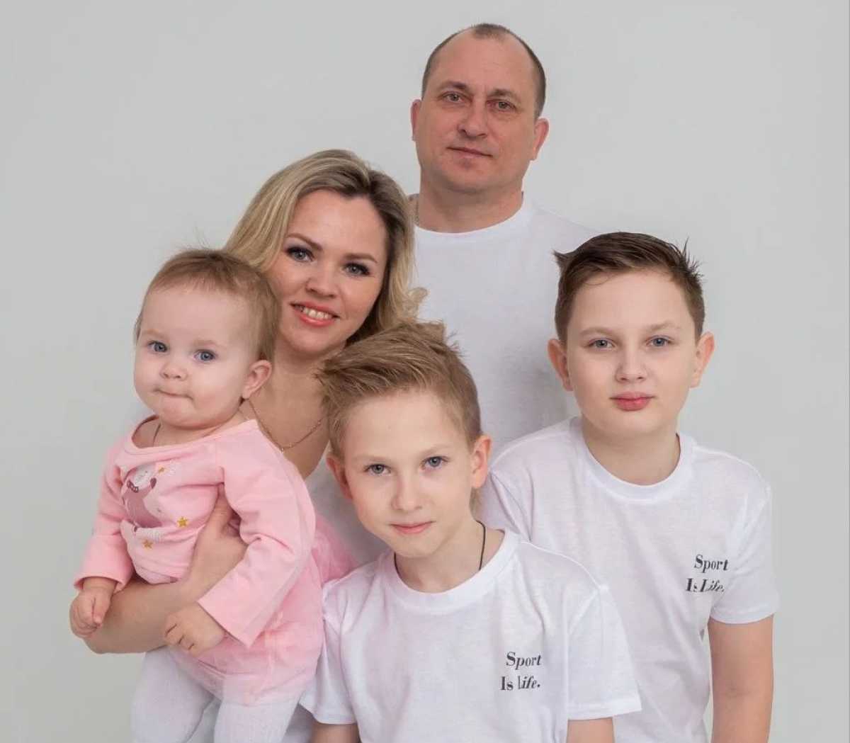 Ирина Черкашина, акушерка Новгородского областного перинатального центра — счастливая мама троих дет