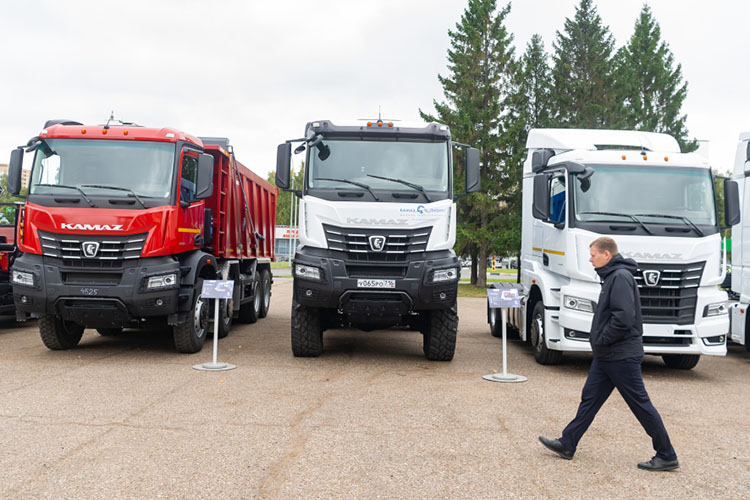 Всего в 2024-м завод выпустил 54,6 тыс. единиц коммерческой техники, что на 3% больше по сравнению с 2023-м