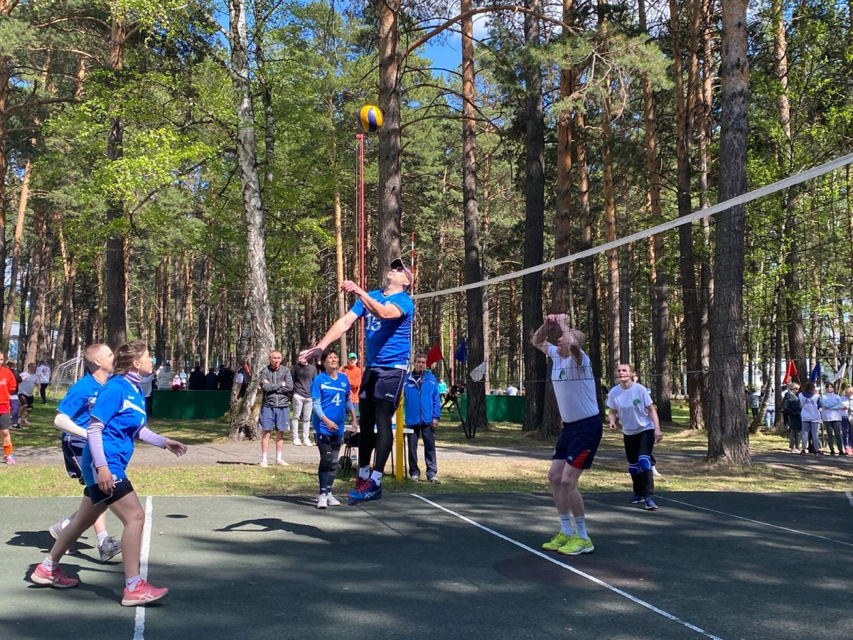 артемова светлана медсестра. клиника гранд медика новокузнецк. коротчук игорь михайлович прокопьевск. с праздником день медика. медики прокопьевск.