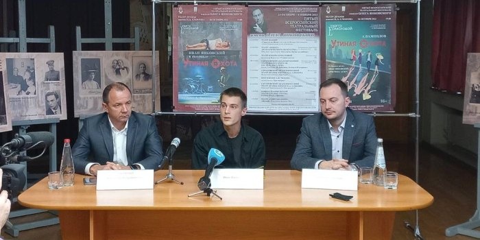 Иван Янковский в Саратове: "Сына сюда обязательно привезу" .