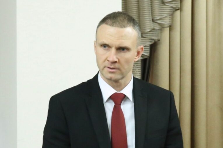 чиновники на сво