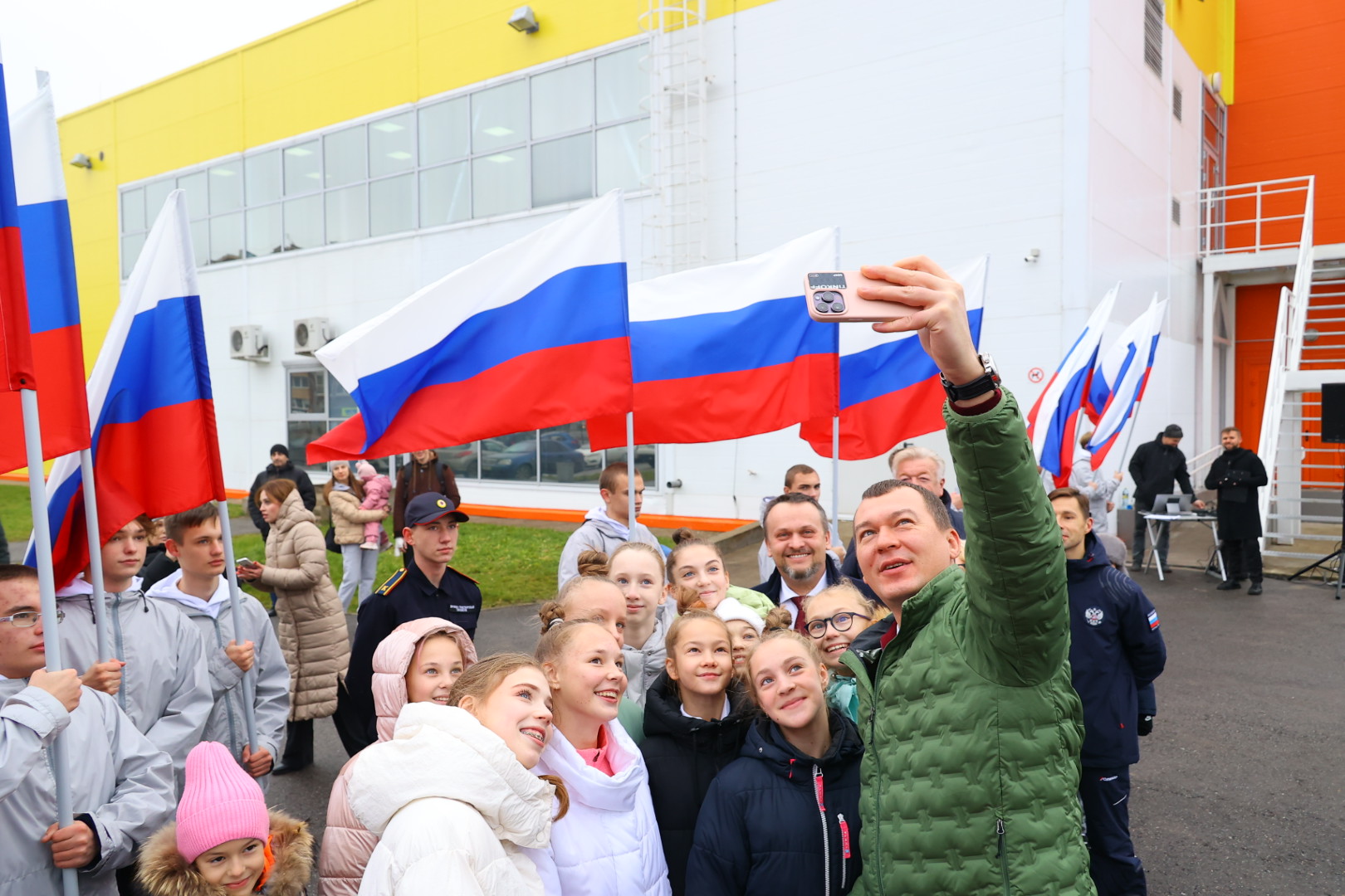 В Великом Новгороде заложили камень в основание спортцентра гимнастики