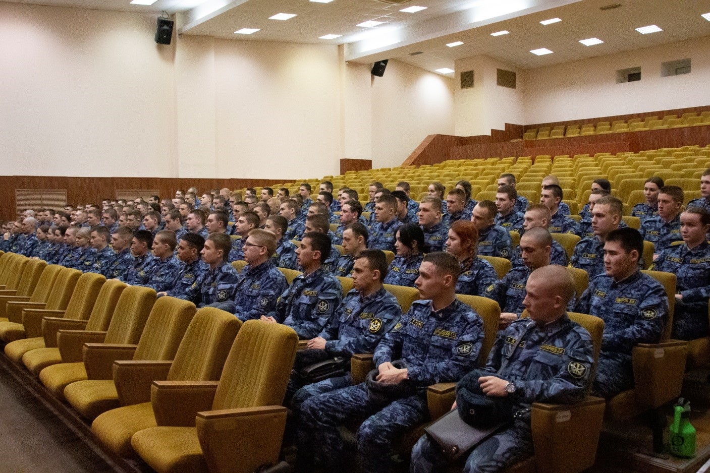 Техника безопасности в актовом зале