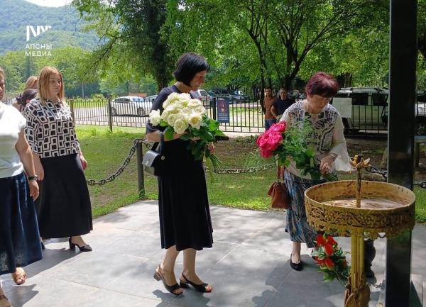 В Каманах почтили память погибших бойцов Афоно-Эшерского батальона