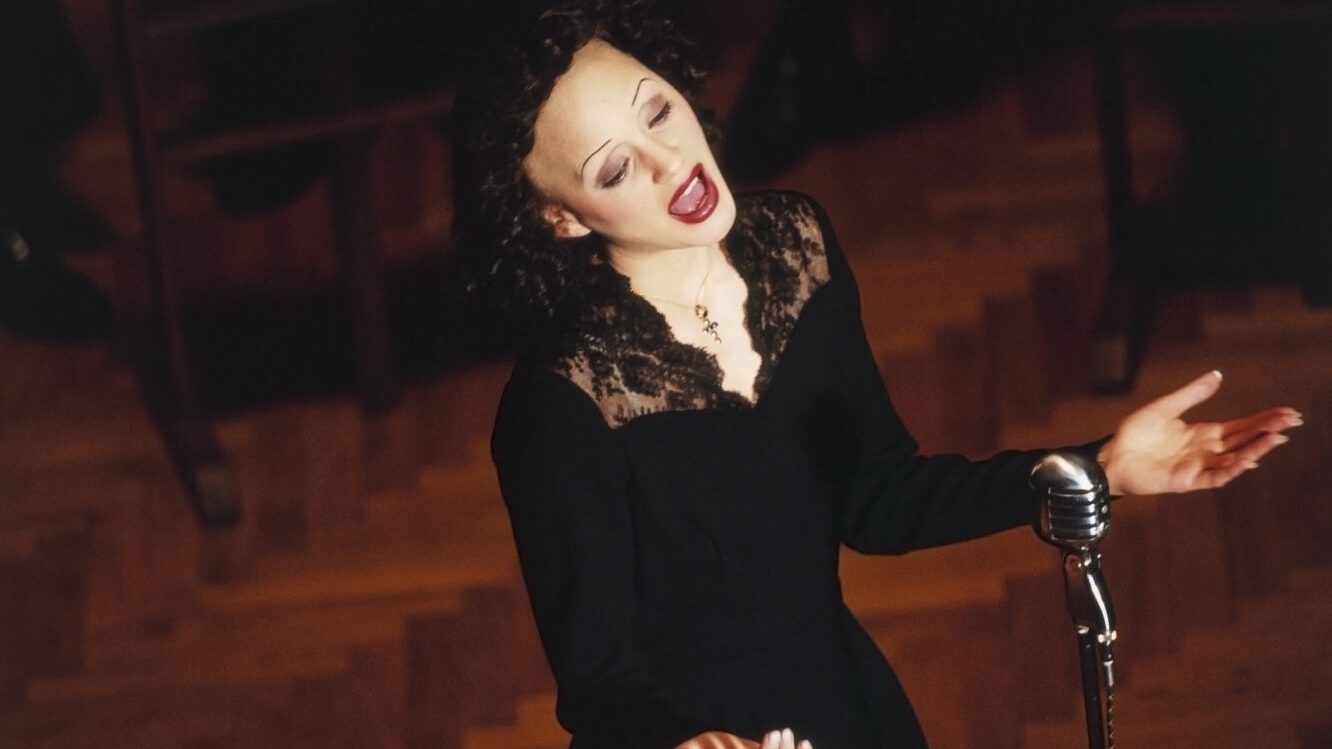 Марион Котийяр — 50: Искусство несокрушимой хрупкости