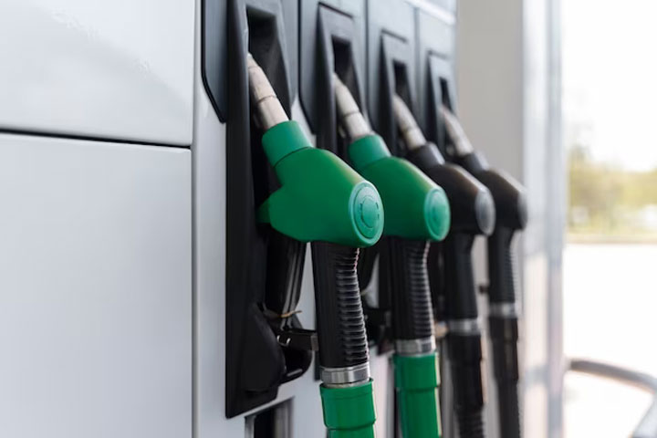 Хакасия начала год с роста цен на бензин