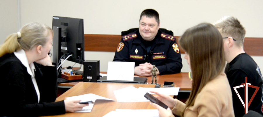  Начальник Центра лицензионно-разрешительной работы Росгвардии ответил на вопросы курганских СМИ (видео)