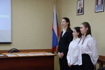 Торжественная церемония награждения преподавателей и студентов в связи с празднованием Дня российской науки