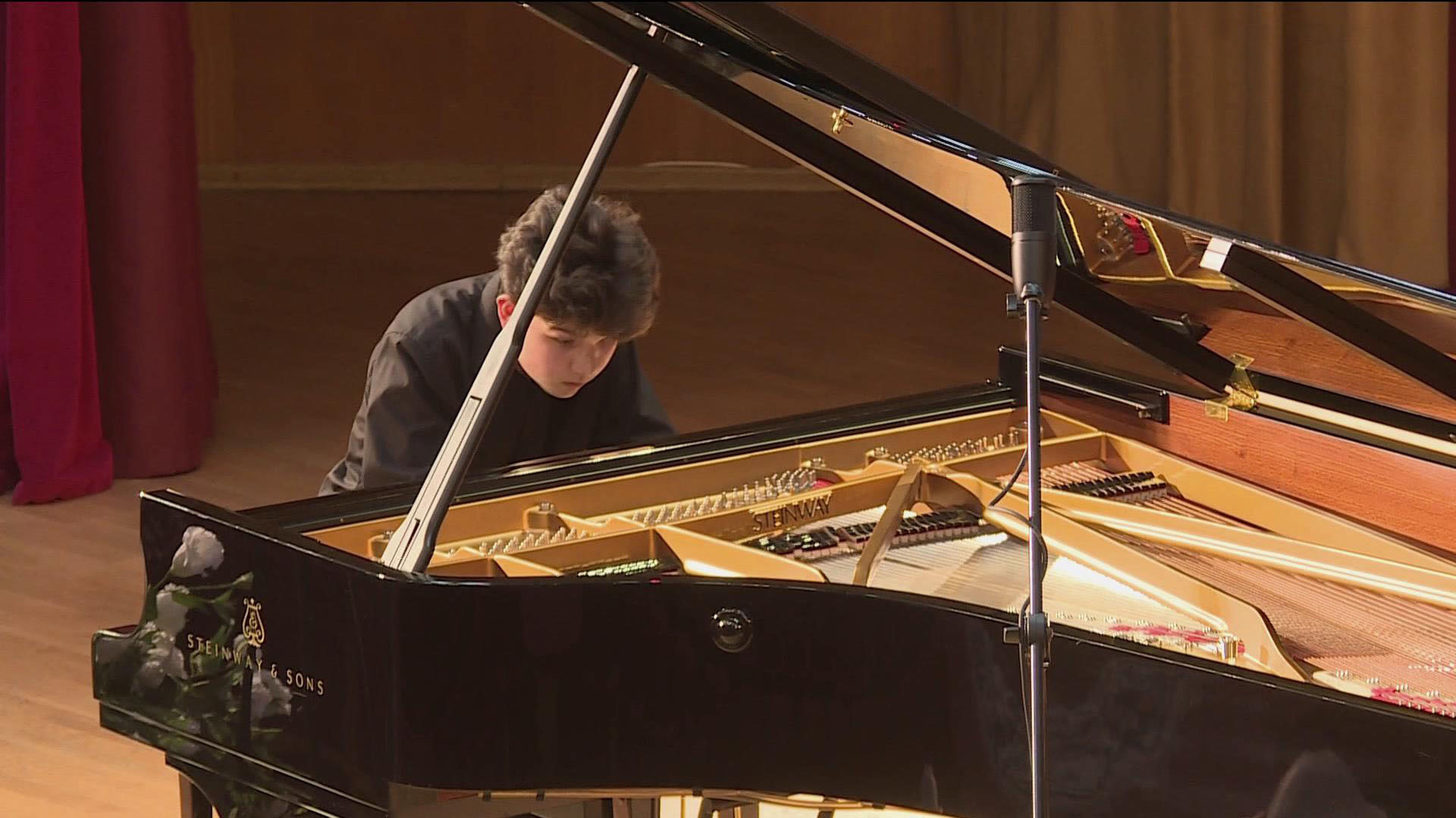 На XIX Конкурсе пианистов имени Сергея Рахманинова продолжается этап прослушивания