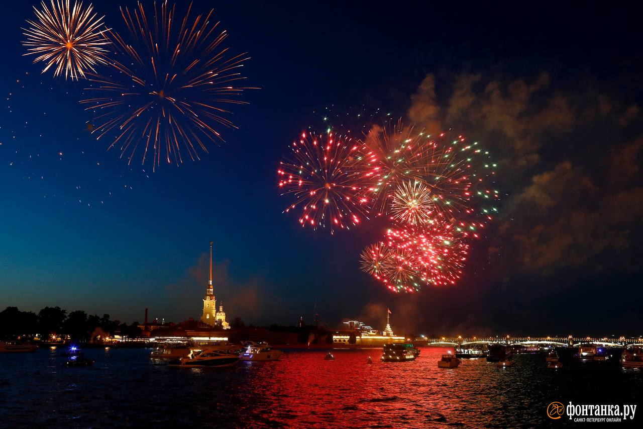 салют сегодня в санкт петербурге