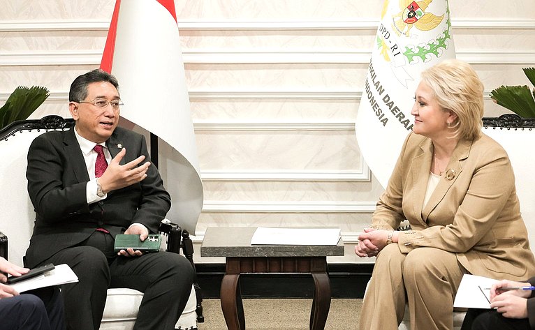 В рамках визита в Республику Индонезия делегация Совета Федерации провела ряд встреч