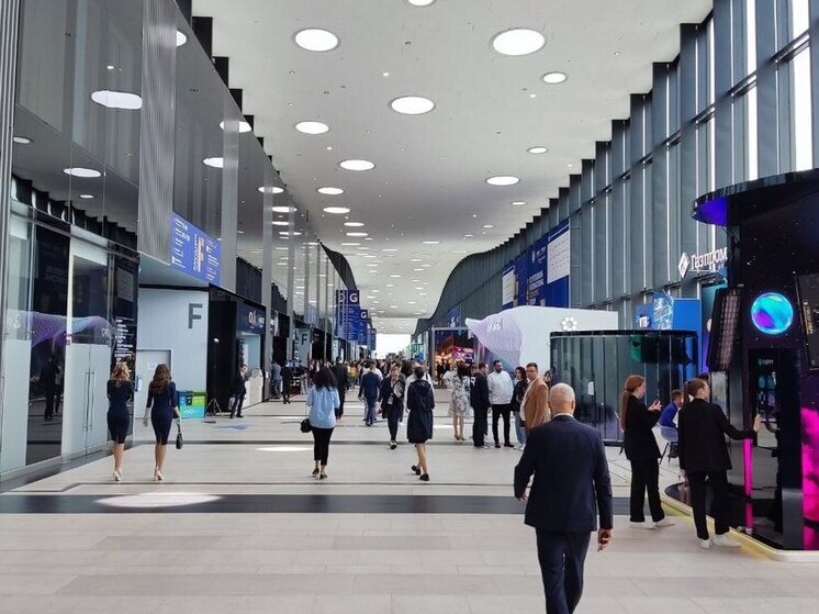 В Петербург на ПМЭФ приедет Министр горнодобывающей промышленности Сьерра-Леоне