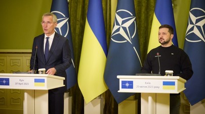 Генсек НАТО Йенс Столтенберг и украинский президент Владимир Зеленский