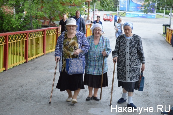 Пенсионеры челябинск. Самая Старая пенсионерка в Москве. Дом для пенсионеров в Кургане. Самая Старая жительница Калуги.